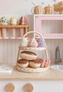 Soporte de pastel de ratán adorable y ecológico, juguetes para niños que juegan a cocinar en la cocina para niñas, hecho a mano en Vietnam - Product Image 4