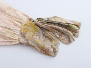 Camisa de manga larga con puño de lazo asimétrico con estampado de cuello en V decorativo en capas nueva primavera 2025 para mujer - Product Image 4