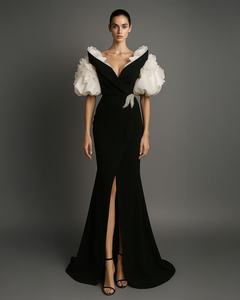 Robe de soirée noire Silhouette de sirène longueur au sol avec manches bouffantes blanches Broche en cristal Détail de la taille Mesh respirant perlé - Product Image 1