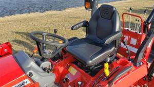 2023 Tracteur Massey Ferguson GC1725MB - Product Image 5