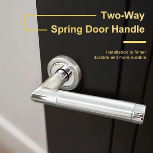 Tirador de puerta plateado elegante con cerradura integrada, ideal para puertas de entrada de madera en casas, apartamentos y oficinas de la India - Product Image 2