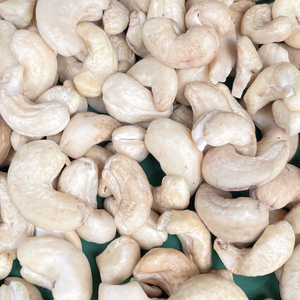 Vente en gros de noix de cajou biologiques bon marché Noix de cajou W320 Noix de cajou Délai court - Product Image 1