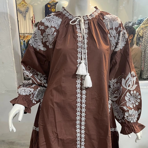 Vestido Maxi Tradicional Folclórico Gitano de Cintura Natural, Tejido 100% Algodón, Bordado Geométrico Ucraniano Amarillo, Personalización de Fábrica - Product Image 1