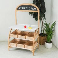Dernier modèle, comptoir de jouets en rotin naturel tissé pour enfants, étagère à jouets pour enfants, avec tableau noir, vente en gros au Vietnam