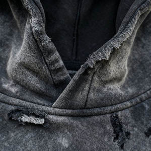 Sweat-shirt à capuche surdimensionné vintage en molleton 100 % coton, délavé à l'acide et déchiré, pour hommes, fabriqué sur mesure par des fabricants de vêtements - Product Image 2