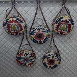 Sacs à bandoulière en tissu brodé en coton léger avec poignée en cuir et fermeture à glissière, sacs à bandoulière multi-poches, accessoires pour femmes - Product Image 1