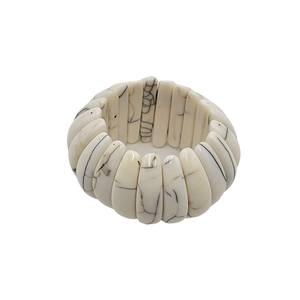 Bracelets en résine à la mode avec feuille d'or Idéal pour les filles du collège et tenues à la mode à très basse côte par AALIYAN IMPEX - Product Image 5