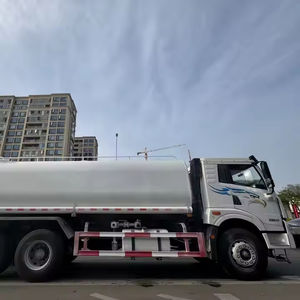 Camion arroseur d'eau de 6.5 tonnes 4*2 chariot d'arrosage mobile 5000 litres camion de réservoir d'eau EuroII-VI châssis ou pièces en option - Product Image 4