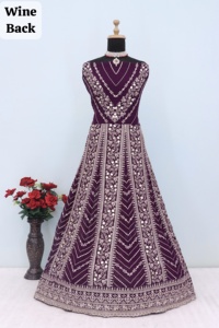 Hermoso vestido Anarkali, una mezcla perfecta de artesanía tradicional y elegancia moderna disponible a precio mayorista - Product Image 4