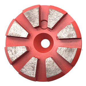 Outil diamanté <span class=keywords><strong>à</strong></span> fixation par vis M6 en métal de 76 mm (3 pouces) avec 8 segments biseautés pour le meulage des sols en <span class=keywords><strong>béton</strong></span> - Product Image 1