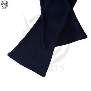 Vêtements de sport de qualité supérieure, matière premium, MOQ faible, prix bas, tissu personnalisé, pantalon évasé grande taille pour femmes. - Product Image 4