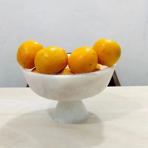 Frutero de resina hecho a mano con remolino blanco y textura de mármol con patrón de agua para uso doméstico o hotelero - Product Image 1