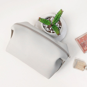 Custom Eco-Friendly Neoprene Zipper Soft Handle Lightweight Makeup Pouch Organizer <b>Waterproof</b> Large Capacity Cosmetic <b>Bag</b> - Product Image 6