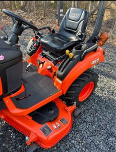 Mini tracteur Kubota BX1880 d'occasion de qualité et chargeur compact à vendre - Product Image 2