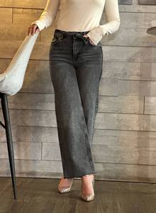 Jeans en denim à coupe confortable de haute qualité pour femmes Tissu extensible respirant Styles mi-décontractés disponibles Polyvalent - Product Image 4