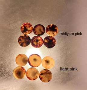 Boutons en corne naturelle écologiques avec 2 trous pour chemises, manteaux d'hiver et pulls - Fabriqués à la main à prix avantageux - Product Image 2