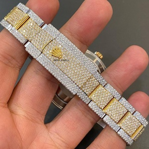 Montre Hip Hop de Luxe Antique en Moissanite Givrée, Acier Inoxydable Bicolore Or et Argent, Cadran en Verre, Diamant Moissanite VVS, Cadran Date - Product Image 2