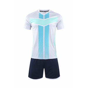 Vente en gros de vêtements de football unisexes de haute qualité maillots de football respirants avec manches courtes uniformes de football pour enfants - Product Image 5