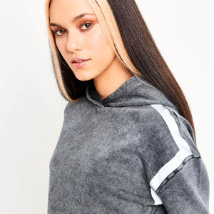 Sweat à capuche court pour femme de haute qualité, en polyester/coton, pré-lavé, polaire, avec poche à capuche, imprimé sur le devant, uni, pour l'hiver - Product Image 4