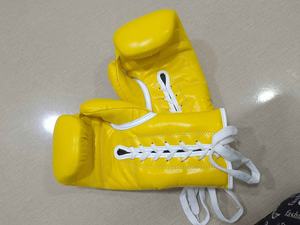 Gants de boxe jaunes en cuir à lacets, design OEM, légers, avec sangle de poignet réglable, imperméables, pour activités de plein air, MMA, à doigts entiers - Product Image 5