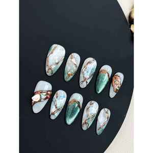 Ocean Jade Press on Nail, autocollants élégants pour ongles pour femmes et hommes - Product Image 3