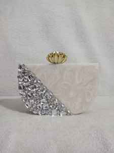 Sac à main en résine de créateur antique, imitation perle, plaqué or, vintage, papillon, charme solide, ensemble complet, sac de mariage pour femmes - Product Image 6