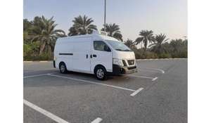 Autobús Nissan NV350 Usado Barato, 2022, R20, Asientos de Cuero, Aire Acondicionado, Tracción en las Cuatro Ruedas, Volante a la Izquierda, 3 Plazas, Euro 5, 100% en Perfecto Estado - Product Image 2