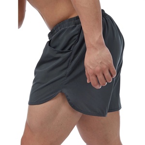 Short de sport à séchage rapide pour hommes et femmes Pantalon trois-quarts avec motif solide double couche anti-brillance pour piste de course - Product Image 2