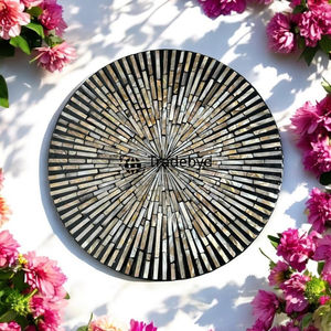 Plateau d'incrustation de vadrouille fait main moderne de qualité supérieure avec design mobile pour la décoration intérieure et les cadeaux de salle à manger par Tradebyd - Product Image 1