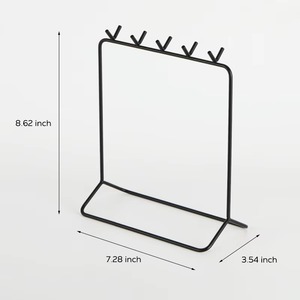 Soporte de joyería simple negro con diseño minimalista perfecto para exhibir collares, pulseras y pendientes en la decoración del hogar o de la tienda - Product Image 2