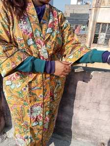 Femmes longue imprimé fleuri coton Kimono Robe corail velours doux peignoir poche bouton fermeture thermique été vêtements de nuit Plus - Product Image 3