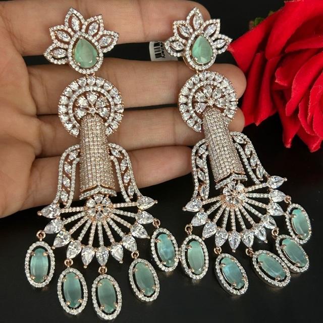 ทะเลสีเขียว