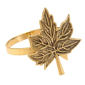 Anneau de serviette en laiton coulé en métal d'été chaud Design de feuille d'érable décor de Table à manger stocké pour les mariages et les fêtes - Product Image 1