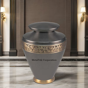 Urne funéraire élégante en laiton avec gravures florales complexes Finition enduite de poudre Urnes funéraires de cendres de souvenir commémoratif intemporel - Product Image 5