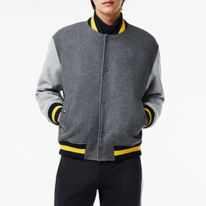 Chaqueta Varsity de Lana para Hombre con Logotipo Personalizado OEM, Cuello Alto y Diseño de Letras Bordadas en Chenille para Invierno - Product Image 1