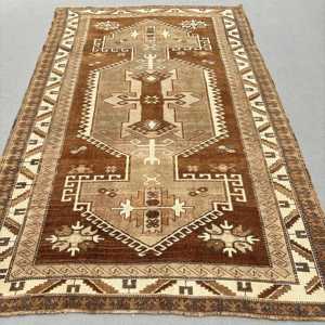 0.4x8.5 ft Vintage Rug, <b>Brown</b> Oriental Turkish Rug <b>Wool</b> - Product Image 1