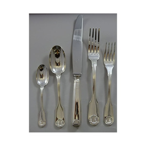 Juego de Cubiertos de Metal Plateado de Diseño Estándar, Juego de Cubiertos de Acero Inoxidable de la Más Alta Calidad para Vajilla - Product Image 1