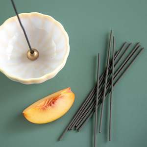 Varillas de Incienso de Bajo Humo, 40g, Aroma a Orquídea, Set con Melocotón Blanco y Manzana - Product Image 5
