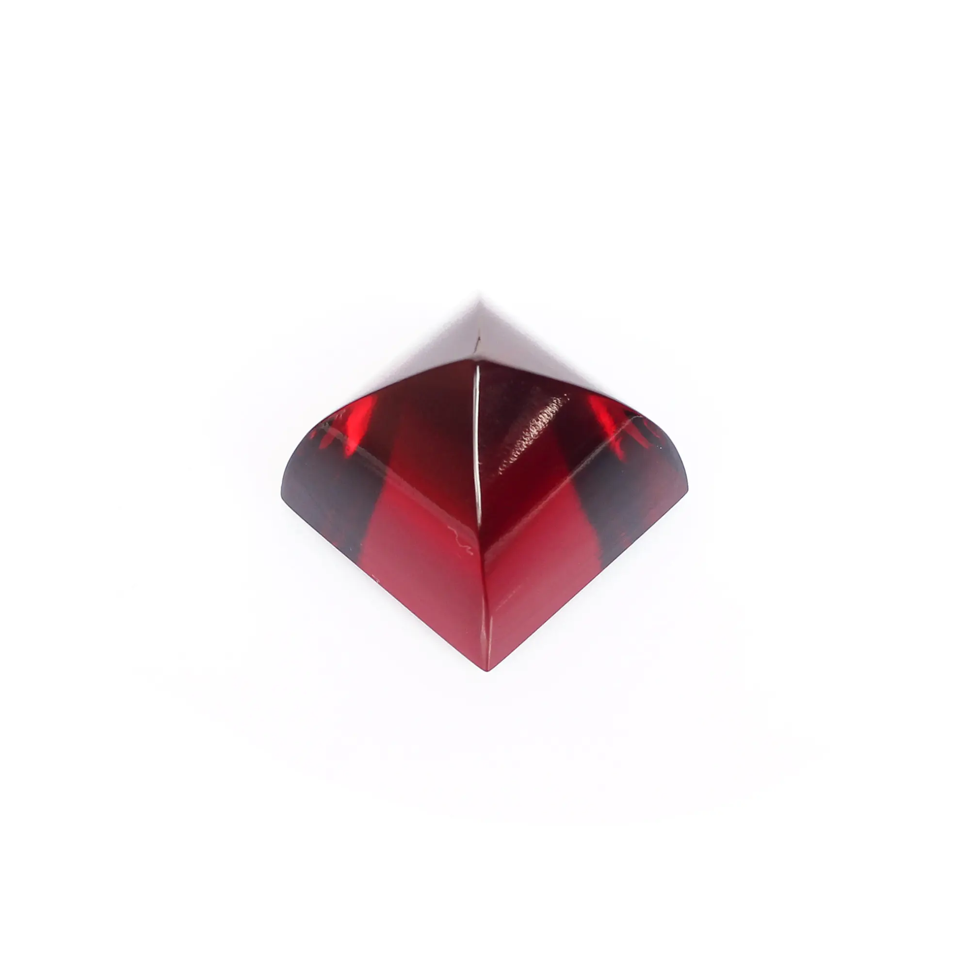 Garnet Hydro 18x15mm piramit şekli takı yapmak için 44.00 Cts taş