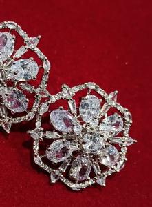 Juego de pendientes de diamantes americanos de latón Premiume, joyería nupcial elegante para bodas, aniversarios, compromisos, regalo perfecto para - Product Image 3