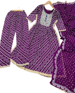 Nuevo Kurti de Rayón con Corte Alia de Diseñador, Bordado con Espejo, Listo para Usar, Conjunto de Kurti para Mujer, Diseño Étnico Moderno - Product Image 1