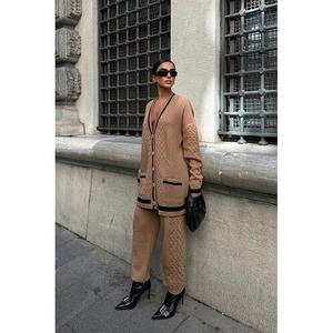 Conjunto de Cárdigan y Pantalones de Punto Transpirable Lunadel 9974 - Product Image 6