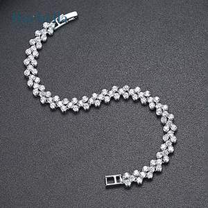 14K oro blanco 925 plata esterlina VVS Moissanite diamante corte redondo corazón pulsera para hombres 7mm pulsera elegante para hombres - Product Image 2