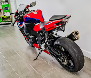 Nouvelle Moto Sportive CBR1000RR 998 cm³ à Moteur 4 Cylindres en Ligne 4 Temps Sans Balais, Vitesse Maximale >80 km/h, Expédition et Livraison Sécurisées 2025-2026 - Product Image 3