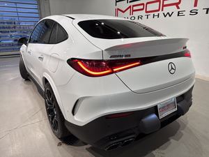 Mercedes-Benz GLC 63 S E Performance 4MATIC Plus 2025 Usado en Excelentes Condiciones, Sin Accidentes, Volante a la Izquierda/Derecha - Product Image 6