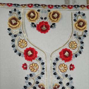 Col en tissu net brodé classique avec des reflets de séquence pour robe de chemisier de mariage kurti décolleté boutique wear - Product Image 3