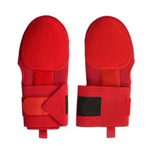 Guantes protectores transpirables para mano derecha con diseño de logotipo personalizado, guantes deslizantes de béisbol para jóvenes, guantes de béisbol de calidad - Product Image 1