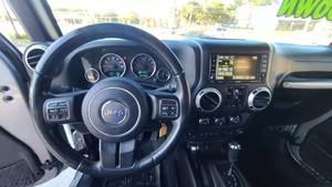 Jeep Wrangler Unlimited Rubicon 2016 d'Occasion en Excellent État - Product Image 4