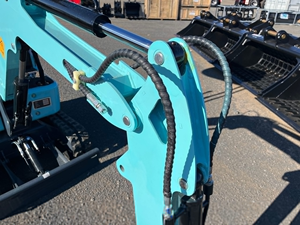 Excavadora Multifuncional de Orugas para Uso Doméstico y Agrícola de 1, 2, 2.5 y 3 Toneladas con Motor/Componentes Huade de Alta Potencia de Excavación - Product Image 4