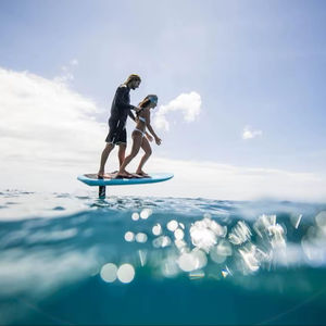 Tabla de surf Efoil de nuevo diseño, tabla de jet de fibra de carbono, tabla de surf eléctrica con hidroala en venta - Product Image 6